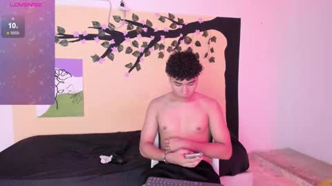 Snapshot of zammcito_ chatting on 6, 3, 2025 zamm online show from 6, 3, 2025