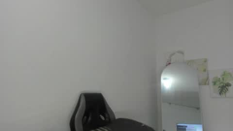 Snapshot of zanahia2 chatting on 14, 9, 2025 Z A N A H I A online show from 14, 9, 2025