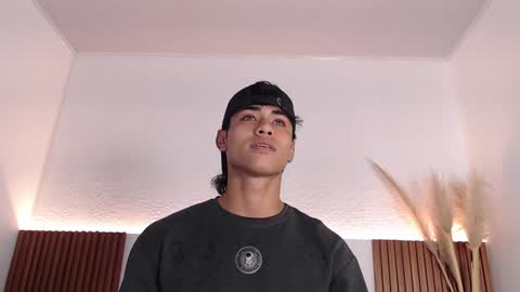 Zander online show from 14, 1, 2025