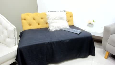 Snapshot of zane_belville chatting on 19, 6, 2026 Zane Belville online show from 19, 6, 2026