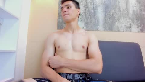 Snapshot of zane_evans chatting on 26, 5, 2026 zane online show from 26, 5, 2026
