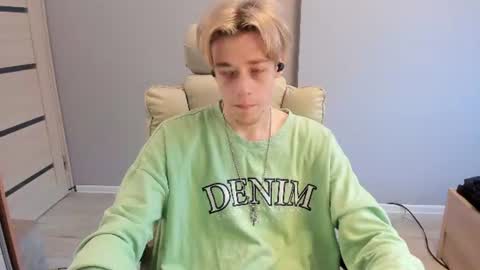 Snapshot of zane_steele chatting on 8, 7, 2026 Kel online show from 8, 7, 2026