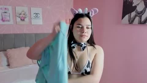 Snapshot of zara__sweet chatting on 17, 6, 2026 Zara Sweet online show from 17, 6, 2026