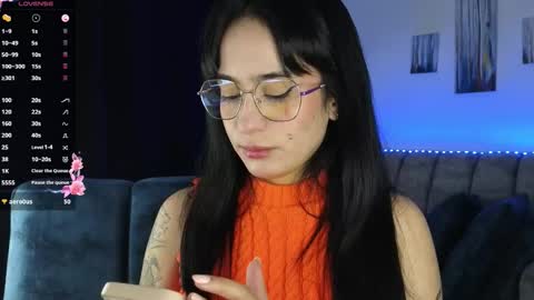 zaradames_ online show from 8, 11, 2025