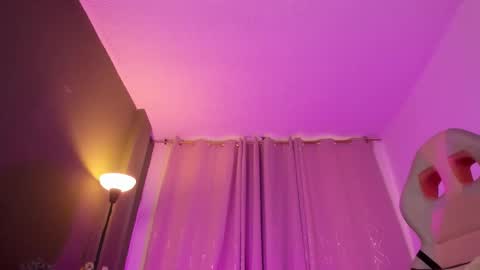 Zara . online show from 4, 2, 2026