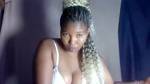 Snapshot of zaraspice104261 chatting on 8, 10, 2025 zaraspice104261 online show from 8, 10, 2025