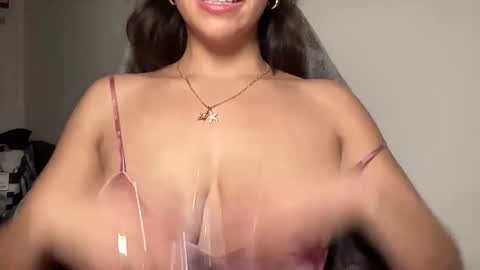 zarayaa_v online show from 10, 1, 2026