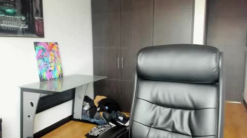 Snapshot of zayn_coss chatting on 5, 11, 2025 Zayn online show from 5, 11, 2025