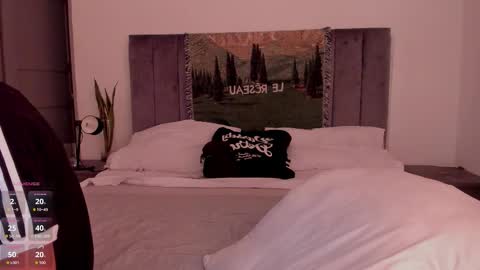 Hii im Zay.                 I save money for education. PVT Open. online show from 15, 11, 2025