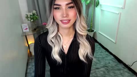 Snapshot of zelainalovetocum chatting on 3, 2, 2025 zelainalovetocum online show from 3, 2, 2025