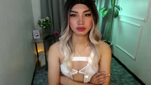 Snapshot of zelainalovetocum chatting on 8, 2, 2025 zelainalovetocum online show from 8, 2, 2025