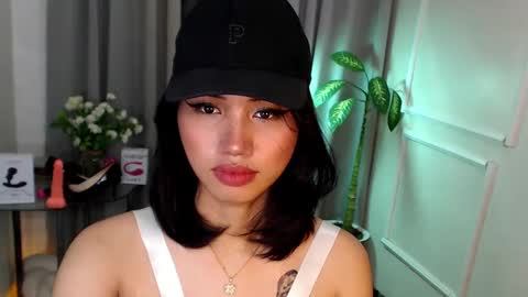 Snapshot of zelainalovetocum chatting on 4, 3, 2025 zelainalovetocum online show from 4, 3, 2025