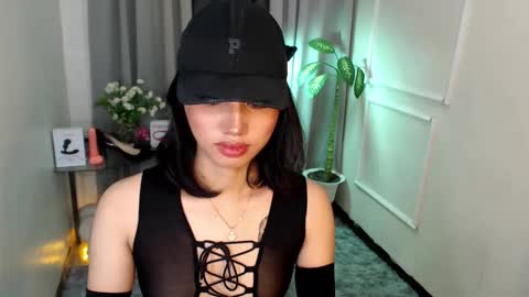 Snapshot of zelainalovetocum chatting on 5, 3, 2025 zelainalovetocum online show from 5, 3, 2025