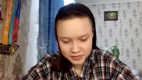 Snapshot of zenaidafairleigh chatting on 5, 2, 2026 Ammy online show from 5, 2, 2026