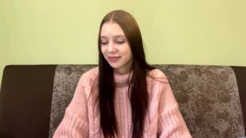 Snapshot of zenasankoff chatting on 3, 10, 2025 Linda online show from 3, 10, 2025