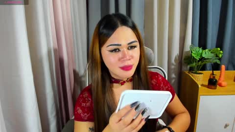 Snapshot of zendaya_amore chatting on 2, 1, 2025 Zendaya online show from 2, 1, 2025