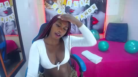 Snapshot of zendaya_wilson1 chatting on 8, 2, 2025 Zendaya Wilson online show from 8, 2, 2025