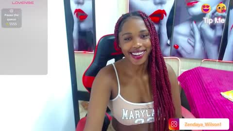 Snapshot of zendaya_wilson1 chatting on 8, 3, 2025 Zendaya Wilson online show from 8, 3, 2025