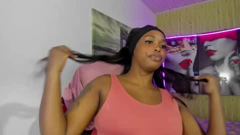 Snapshot of zendaya_wilson1 chatting on 13, 9, 2025 Zendaya Wilson online show from 13, 9, 2025