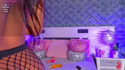 zendayarosse online show from 30, 9, 2025