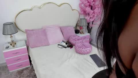 Snapshot of zendayarosse chatting on 27, 4, 2026 zendayarosse online show from 27, 4, 2026