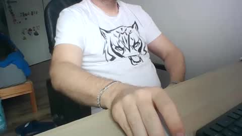 Snapshot of zenlem chatting on 12, 5, 2026 zenlem online show from 12, 5, 2026