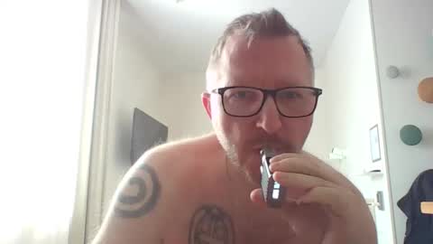 Snapshot of zenlem chatting on 18, 5, 2026 zenlem online show from 18, 5, 2026