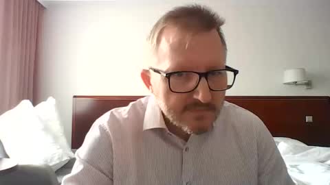 Snapshot of zenlem chatting on 23, 5, 2026 zenlem online show from 23, 5, 2026