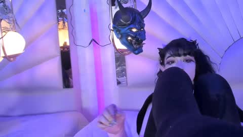    online show from 8, 12, 2024