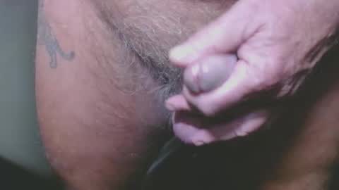 Snapshot of zerozero5555 chatting on 5, 1, 2025 bambi cumslut online show from 5, 1, 2025