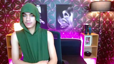 zavier skinny asian online show from 6, 2, 2025