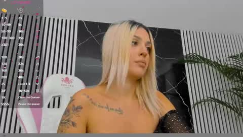 Snapshot of zeylaa chatting on 28, 9, 2025 Zeyla online show from 28, 9, 2025