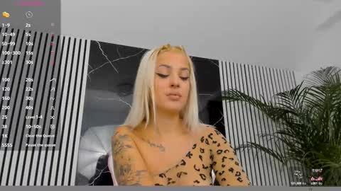 Snapshot of zeylaa chatting on 6, 10, 2025 Zeyla online show from 6, 10, 2025