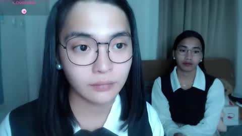 im your lovely zhaviabigcock here online show from 17, 4, 2026