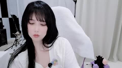 Snapshot of zhen0 chatting on 19, 5, 2026 zhen online show from 19, 5, 2026