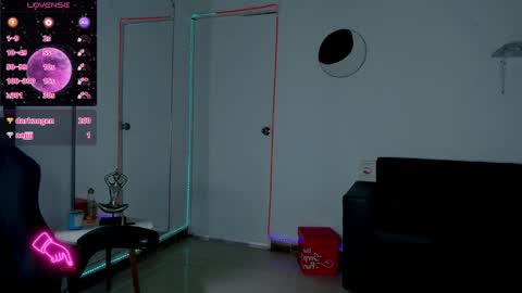 zhoestrong online show from 13, 1, 2025