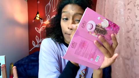 Zia Green online show from 23, 1, 2025