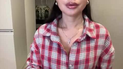 Nensi online show from 11, 3, 2026