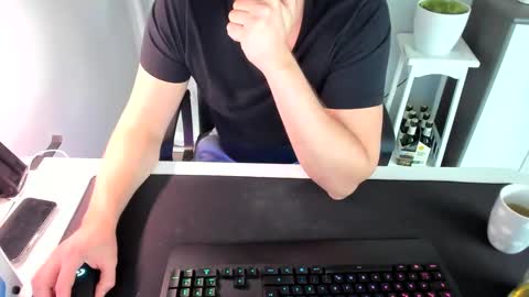 ziemlichflutschig online show from 3, 12, 2024