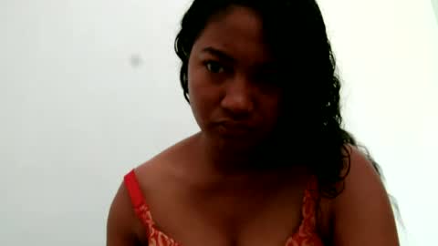 Snapshot of zina479102 chatting on 17, 6, 2026 elly online show from 17, 6, 2026