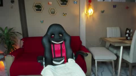 Snapshot of zion__lee chatting on 2, 10, 2025 Zion online show from 2, 10, 2025
