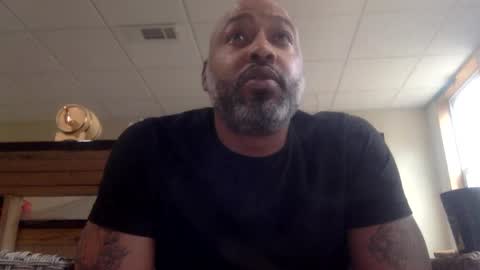 Snapshot of zionlion22 chatting on 5, 1, 2025 zionlion22 online show from 5, 1, 2025