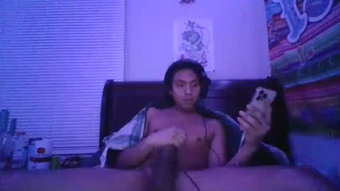 Snapshot of zionontop chatting on 4, 12, 2024 zionontop online show from 4, 12, 2024