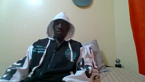 Zlatann2012 online show from 17, 10, 2025