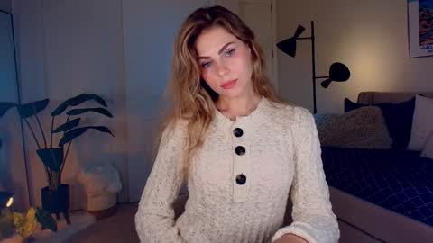 Snapshot of zlicious chatting on 9, 12, 2024 Zara Join next live at 5PM EST online show from 9, 12, 2024