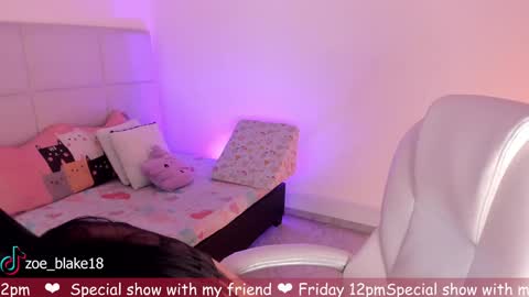 Snapshot of zoe_blake18 chatting on 19, 12, 2024 Zoe online show from 19, 12, 2024