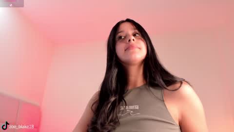 Snapshot of zoe_blake18 chatting on 24, 1, 2025 Zoe online show from 24, 1, 2025