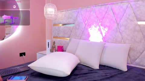 Snapshot of zoe_blosson chatting on 3, 6, 2026 zoe_blosson online show from 3, 6, 2026