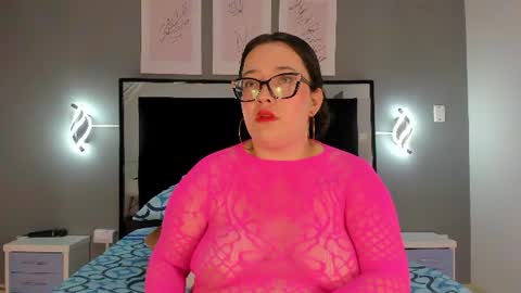 Snapshot of zoe_curvyy chatting on 16, 6, 2026 zoe_curvyy online show from 16, 6, 2026