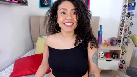 Snapshot of zoe_gruber chatting on 24, 1, 2025 Zoe Gruber online show from 24, 1, 2025